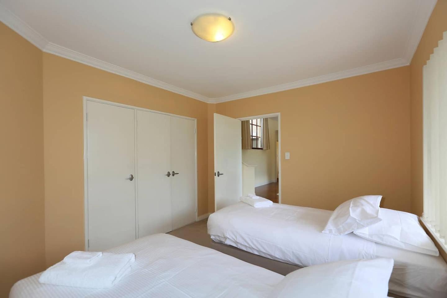Rancho Relaxo - Great For Longer Stays! Free Wifi Scarborough Экстерьер фото